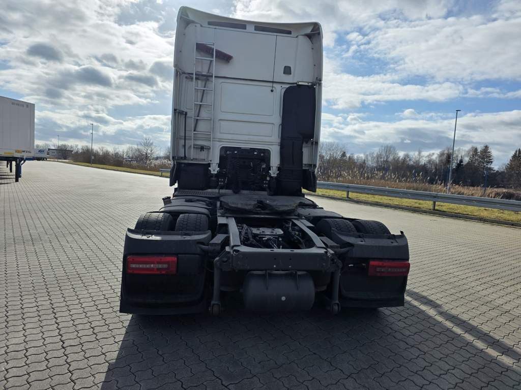 Fahrzeugabbildung DAF XF 450 LL SSC, Feuerlöschkästen, Standklima