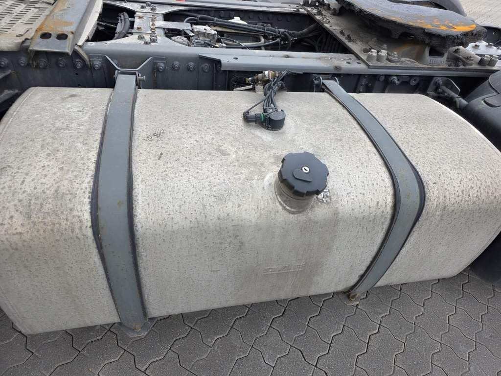 Fahrzeugabbildung DAF XF 450 LL SSC, Standklima, Feuerlöschkästen