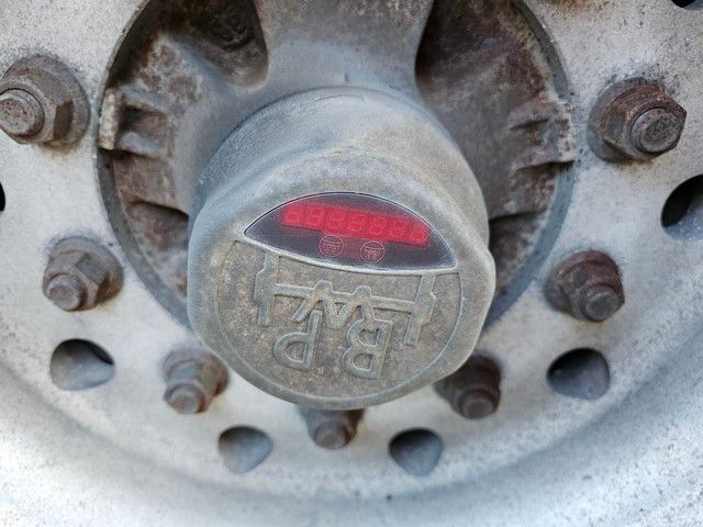 Fahrzeugabbildung Vanhool Tankchassis mit Tankcontainer