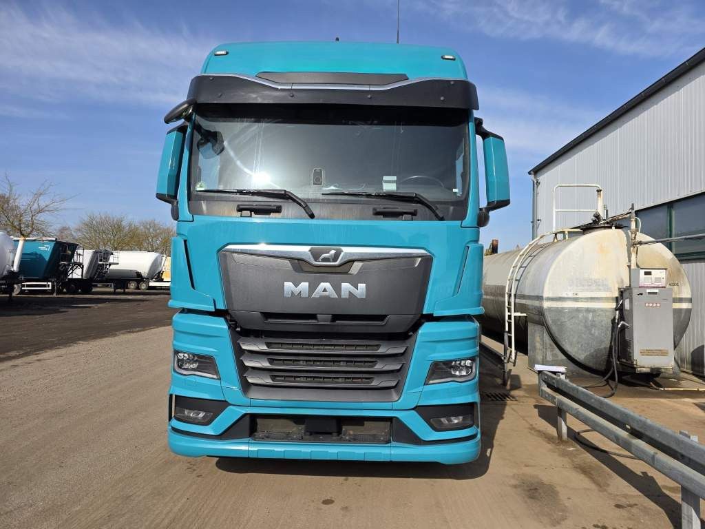 Fahrzeugabbildung MAN 18.470 TGX XXL, Kompressor+2 Kreishydraulik,Reta