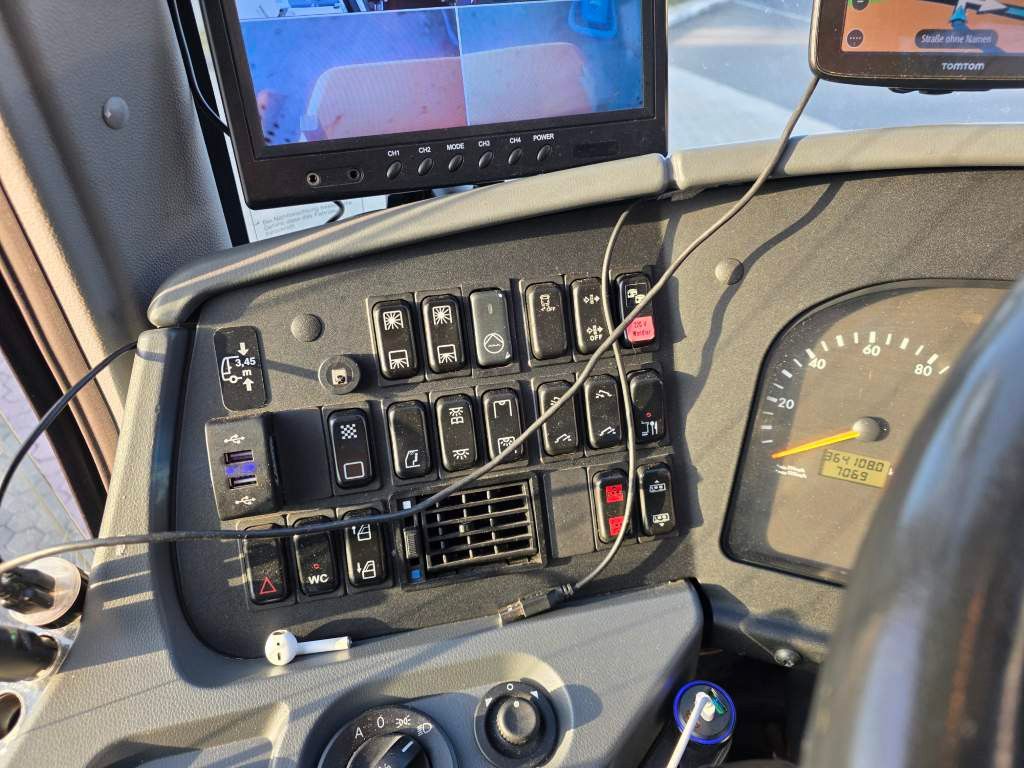 Fahrzeugabbildung Setra S419 UL Reisebus/Überlandbus, 69+2+1,ZF Inatrder