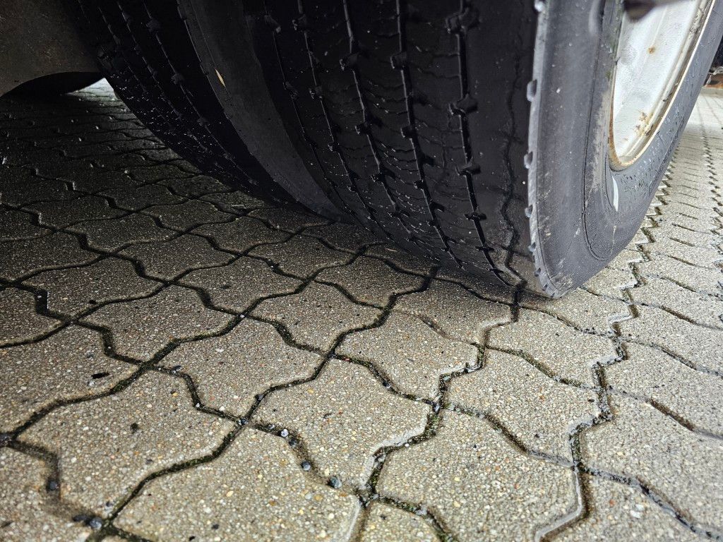 Fahrzeugabbildung Mercedes-Benz O 530 G, Gelenkbus, 3 Achser, Retarder