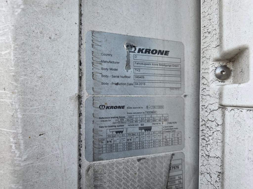 Fahrzeugabbildung Krone Tiefkühler, Carrier Vector 1550, 2 x Liftachse