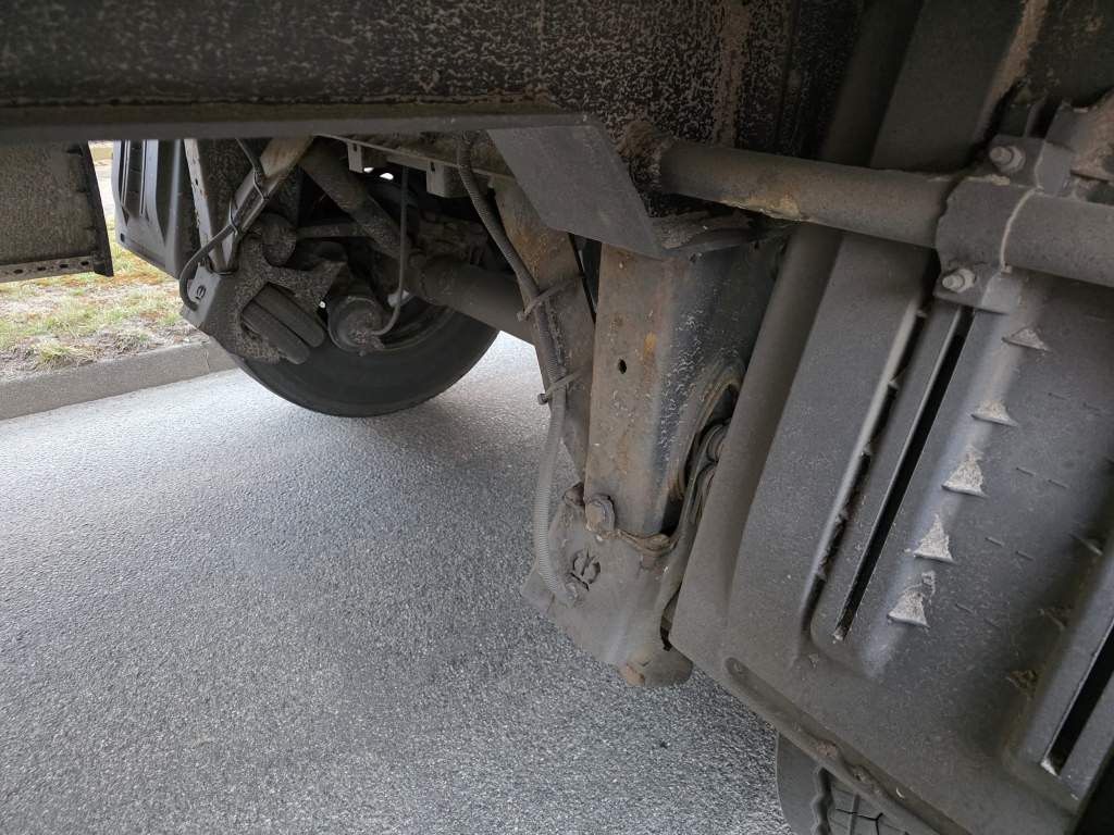 Fahrzeugabbildung Krone Tiefkühler, Carrier Vector 1550, 2 x Liftachse