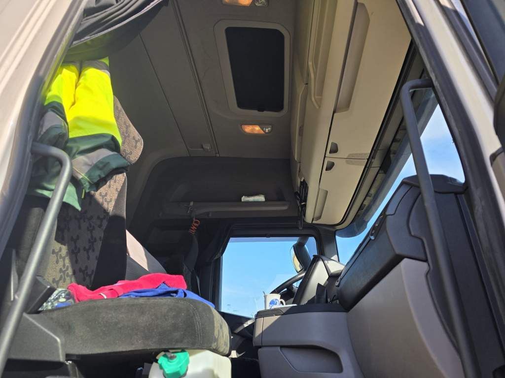 Fahrzeugabbildung Scania R410, Retrader, 2 Kreis-Hydraulik, Retarder