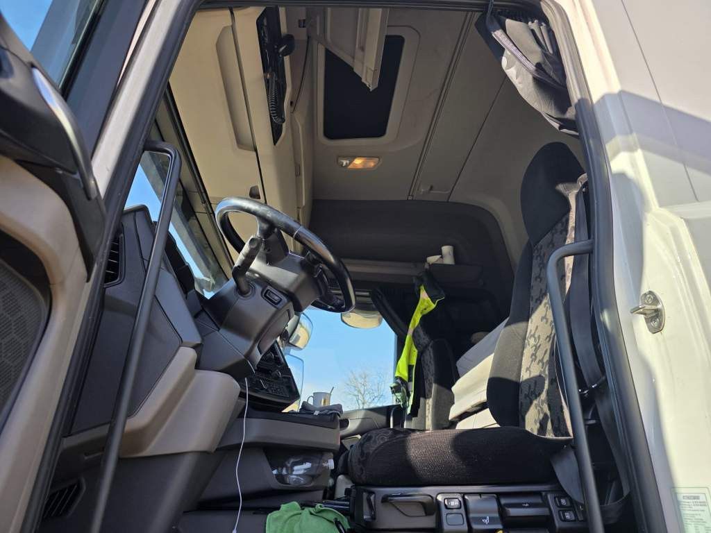 Fahrzeugabbildung Scania R410, Retrader, 2 Kreis-Hydraulik, Retarder