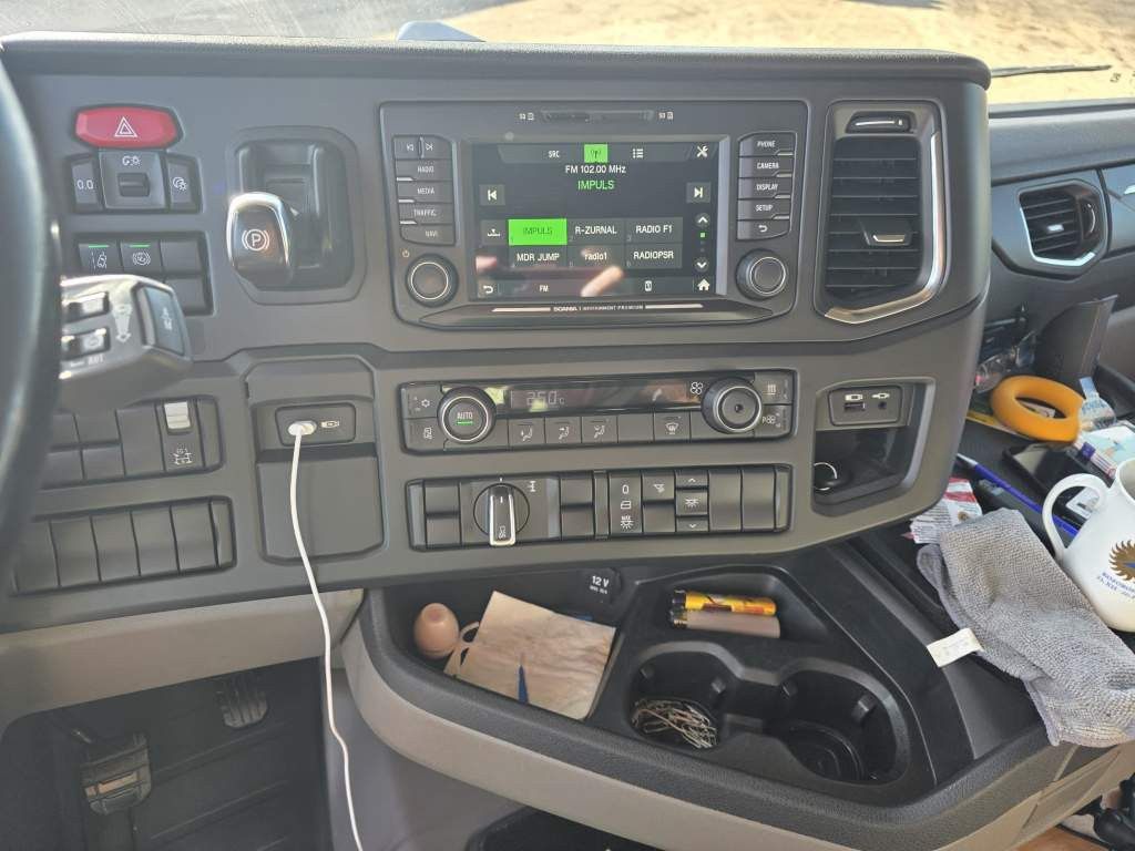 Fahrzeugabbildung Scania R410, Retrader, 2 Kreis-Hydraulik, Retarder