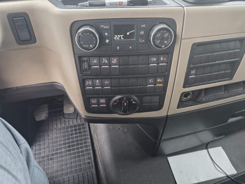 Fahrzeugabbildung MAN 18.460 TGX Standard, Euro, viel neu, Klima