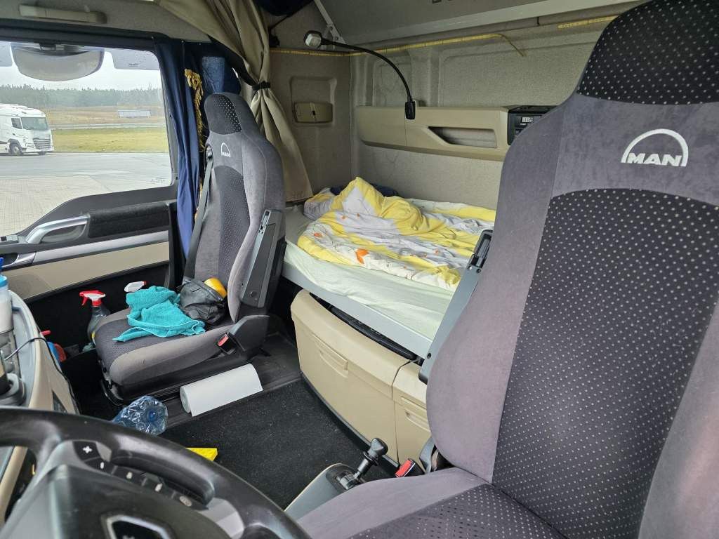 Fahrzeugabbildung MAN 18.460 TGX Standard, Euro, viel neu, Klima