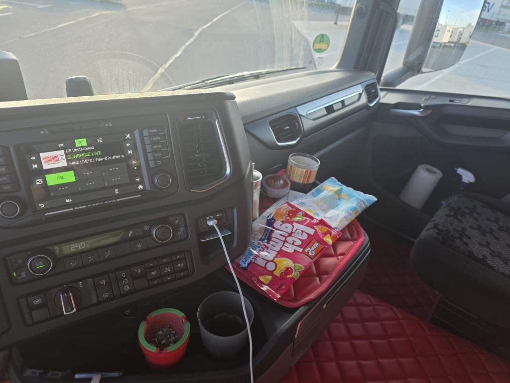 Fahrzeugabbildung Scania R450, Retarder, Kipphydr., ALCOA LM