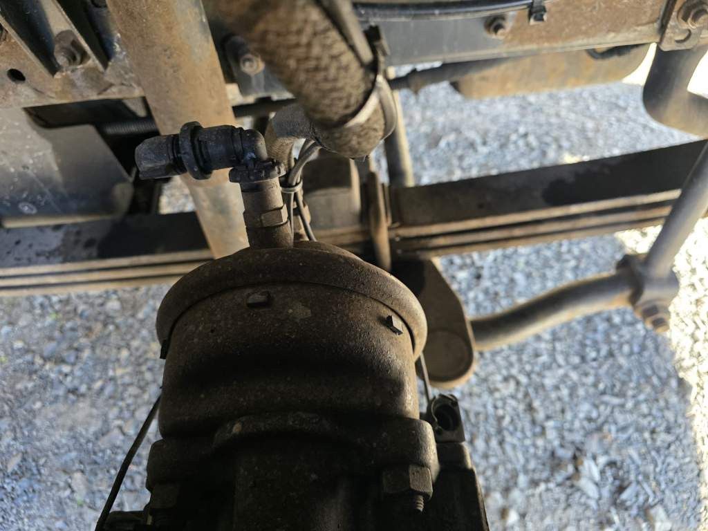 Fahrzeugabbildung Iveco 120E25 Pritsche&Plane,Ladebordwand 1,5 To