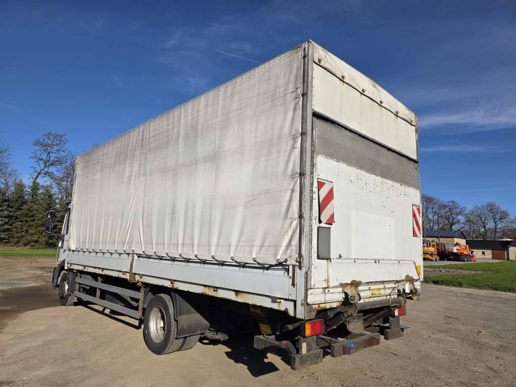 Fahrzeugabbildung Iveco 120E25 Pritsche&Plane,Ladebordwand 1,5 To