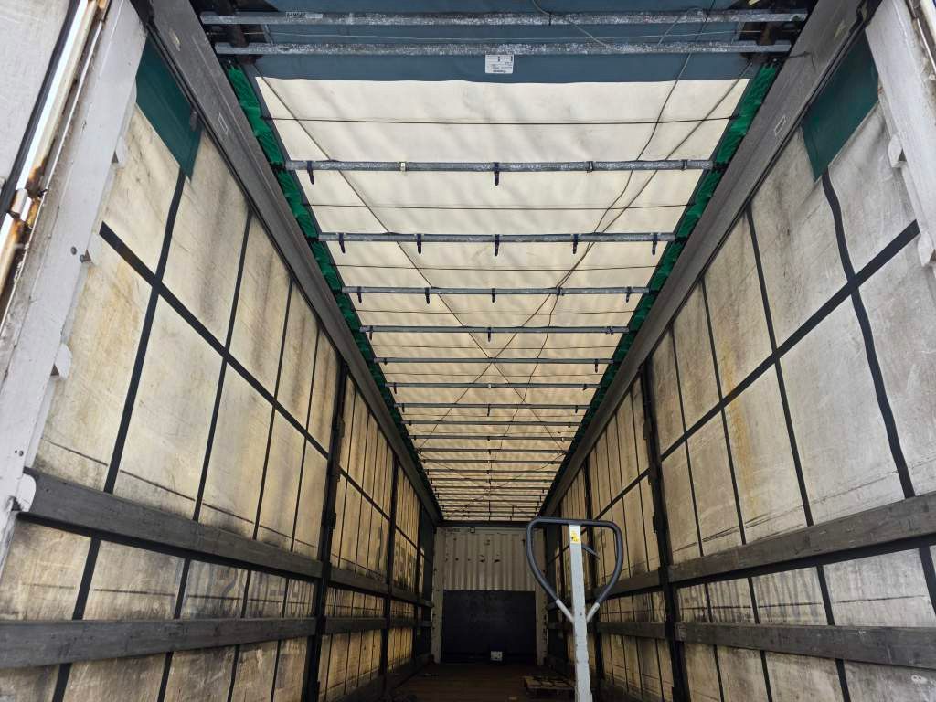 Fahrzeugabbildung Krone Joloda Mega Gardine, Lift, Hubdach