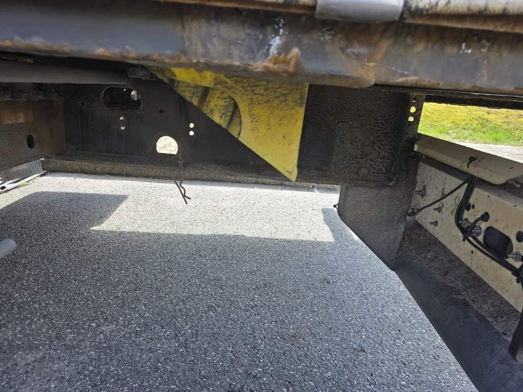 Fahrzeugabbildung Krone Joloda Mega Gardine, Lift, Hubdach