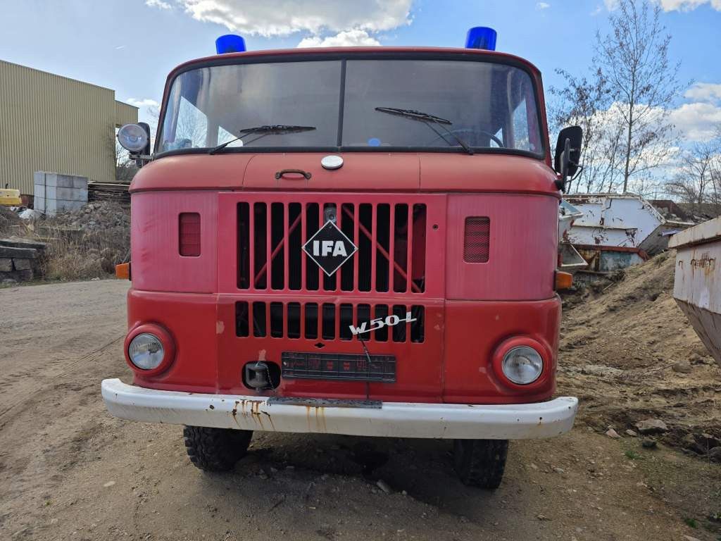 Fahrzeugabbildung Andere W50 L/LF IFA Löschfahrzeug mit Pumpe + Tank