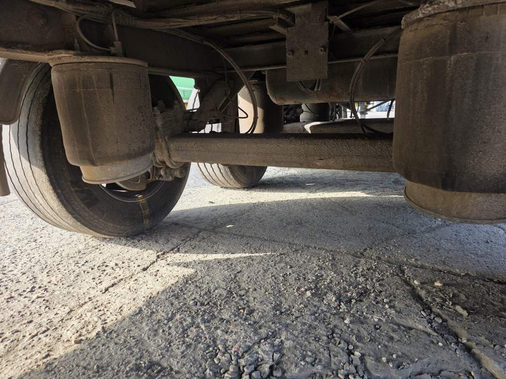 Fahrzeugabbildung Kraker 92 cbm Schubboden, Lift,WABCO ABS,sauberer Boden