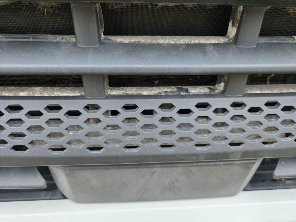 Fahrzeugabbildung Iveco 480 S-Way, 2 Kreis-Hydraulik, Retrader