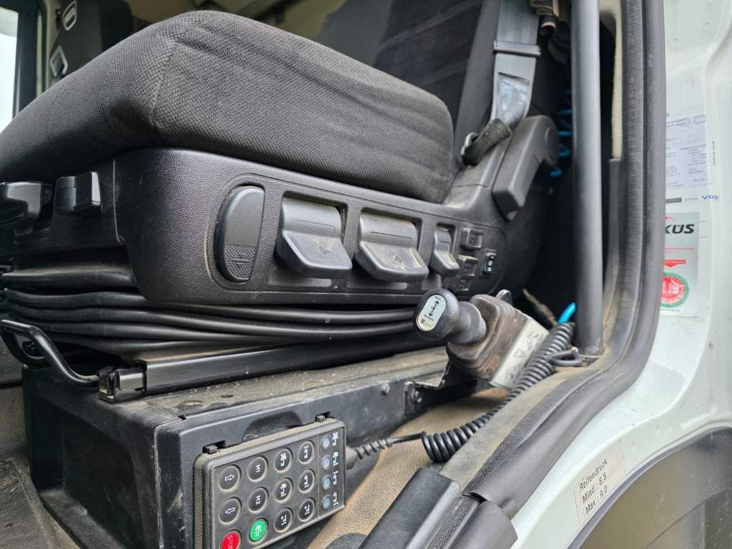 Fahrzeugabbildung Iveco S-Way 480, 2-Kreis-Hydraulik, Retarder