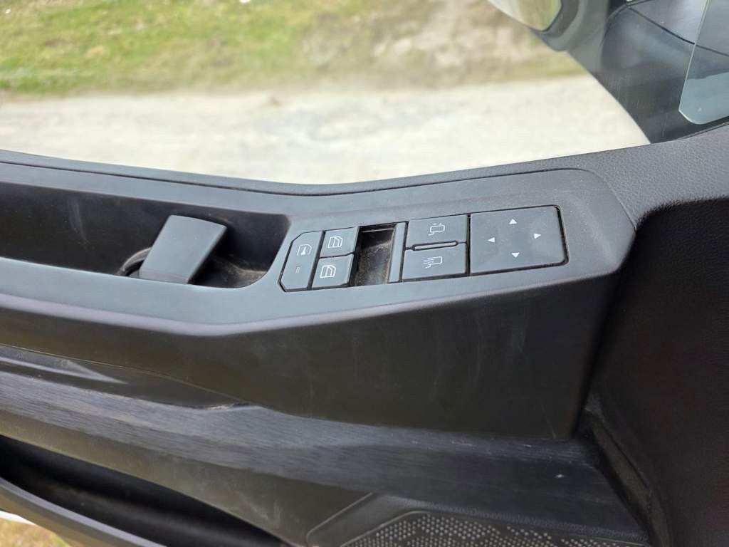 Fahrzeugabbildung Iveco S-Way 480, 2-Kreis-Hydraulik, Retarder