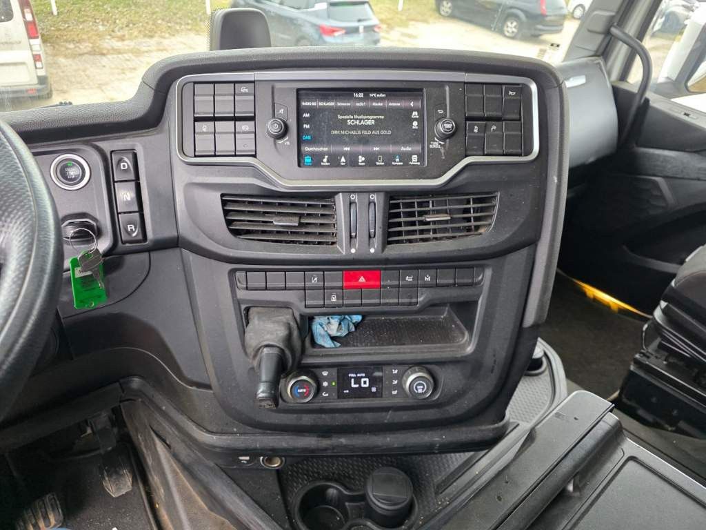 Fahrzeugabbildung Iveco S-Way 480, 2-Kreis-Hydraulik, Retarder