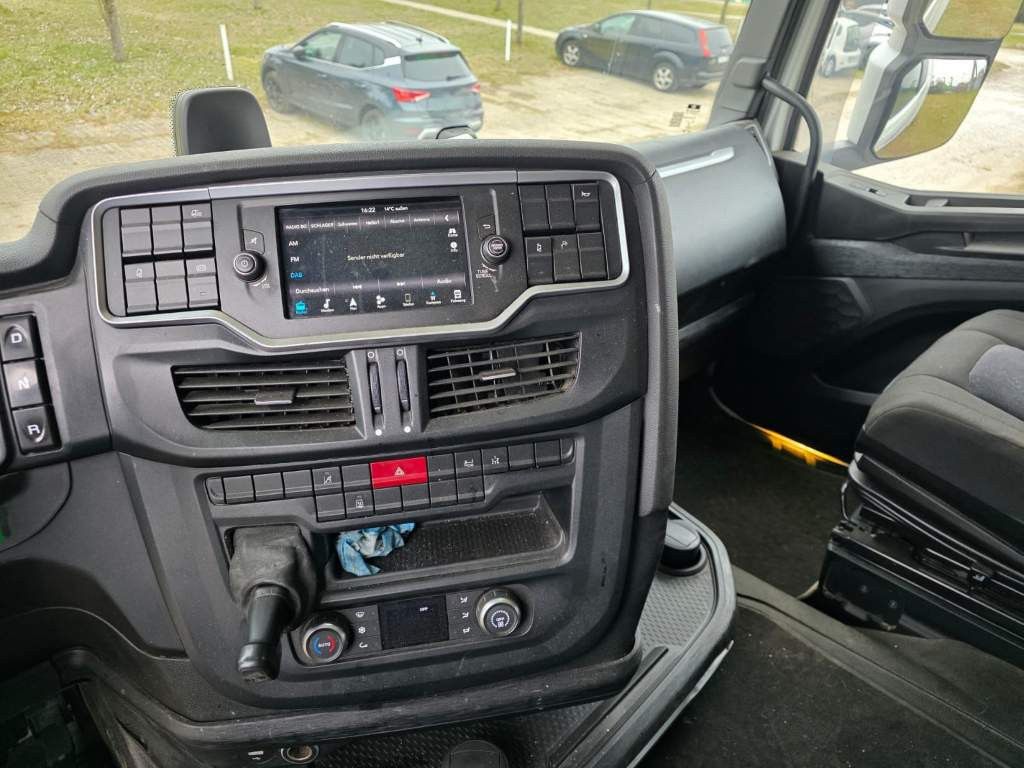 Fahrzeugabbildung Iveco S-Way 480, 2-Kreis-Hydraulik, Retarder