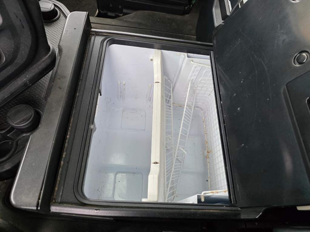 Fahrzeugabbildung Iveco S-Way 480, 2-Kreis-Hydraulik, Retarder