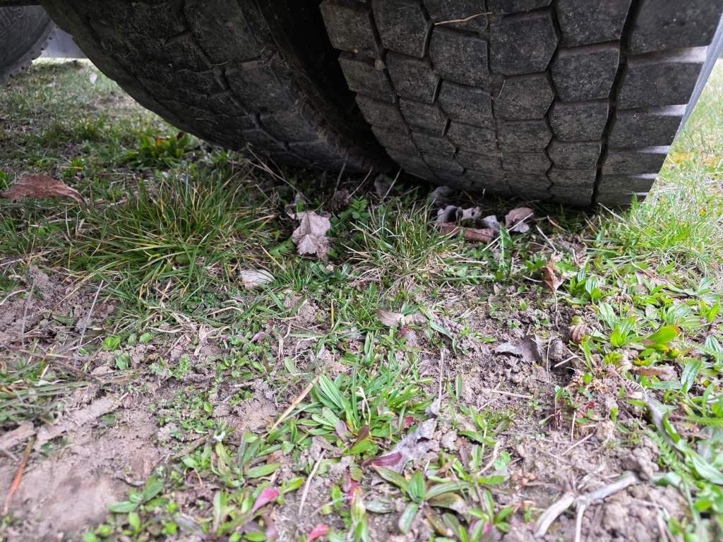 Fahrzeugabbildung Iveco S-Way 480, 2-Kreis-Hydraulik, Retarder