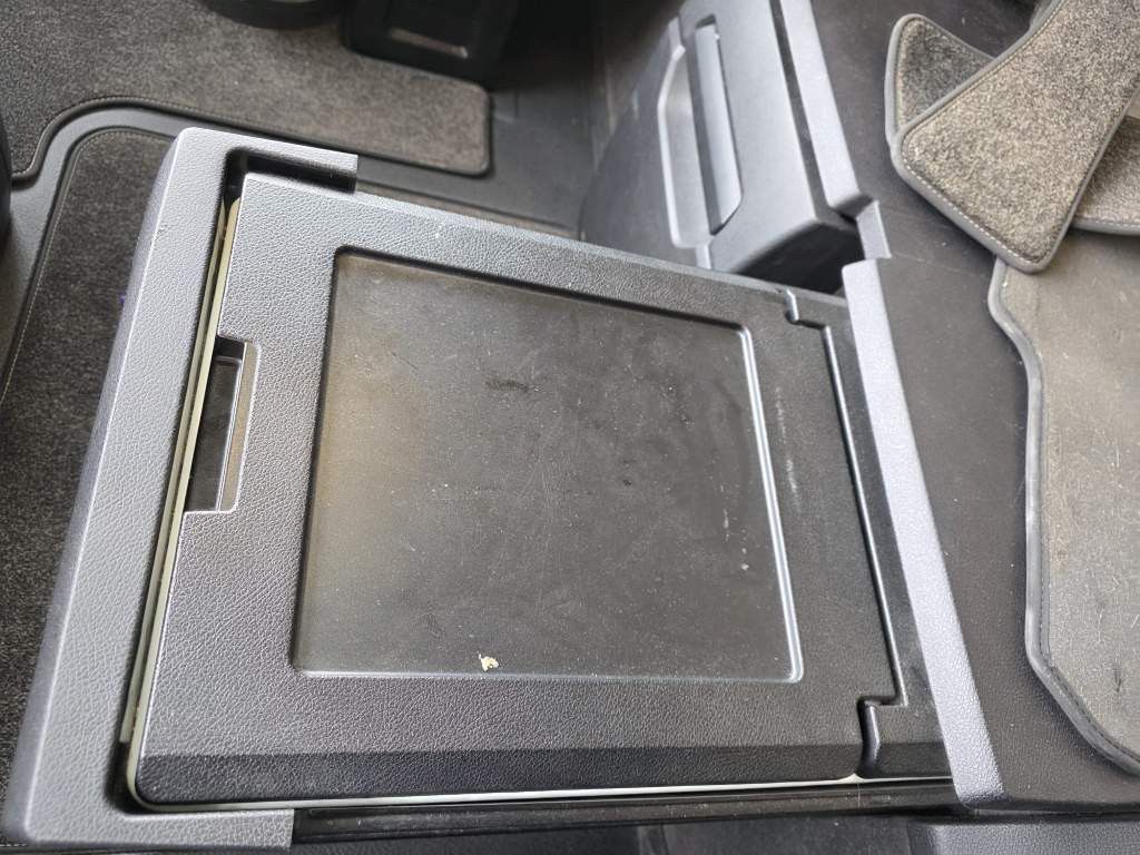 Fahrzeugabbildung Mercedes-Benz 1848 LL retrader, Doppeltank, Euro 6