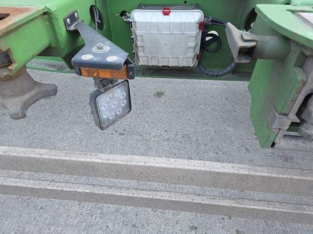 Fahrzeugabbildung Wielton Containerchassis mit Heckausschub, Heckausschub