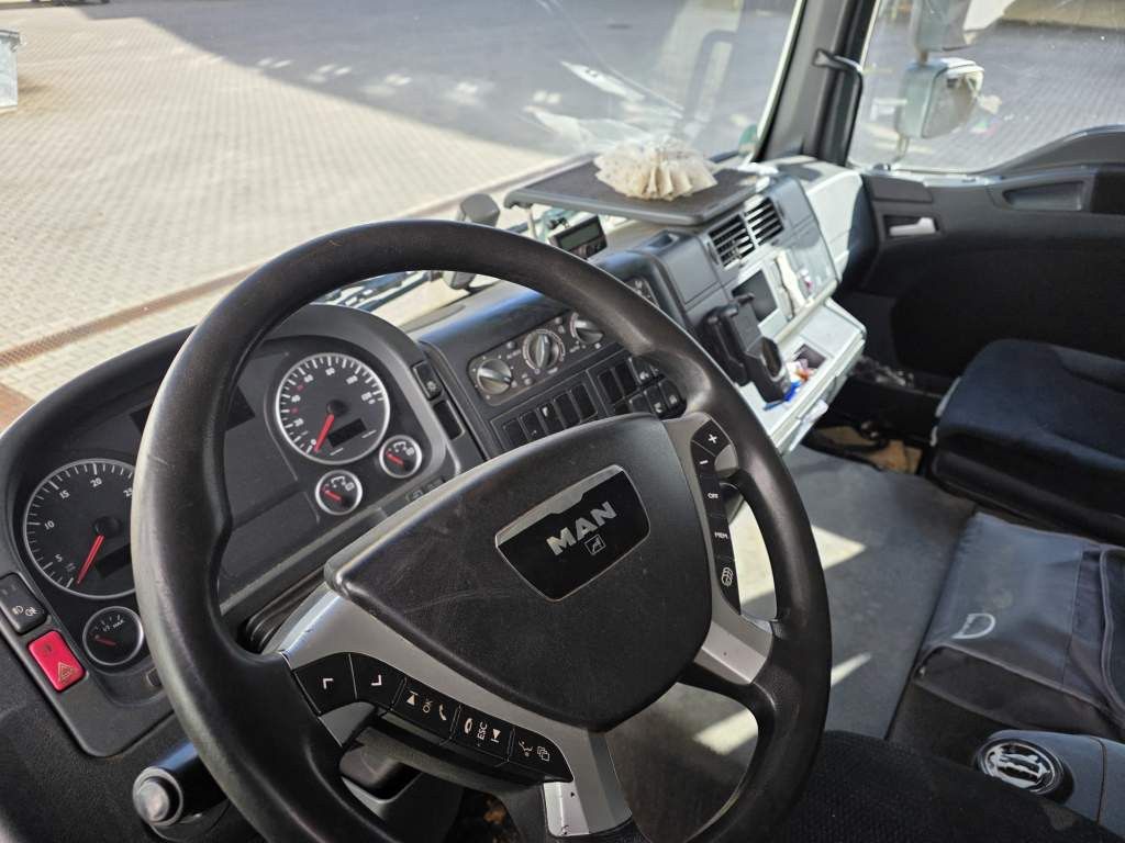 Fahrzeugabbildung MAN 15.290 BDF, 2 x Bett, Klima, Standheizung