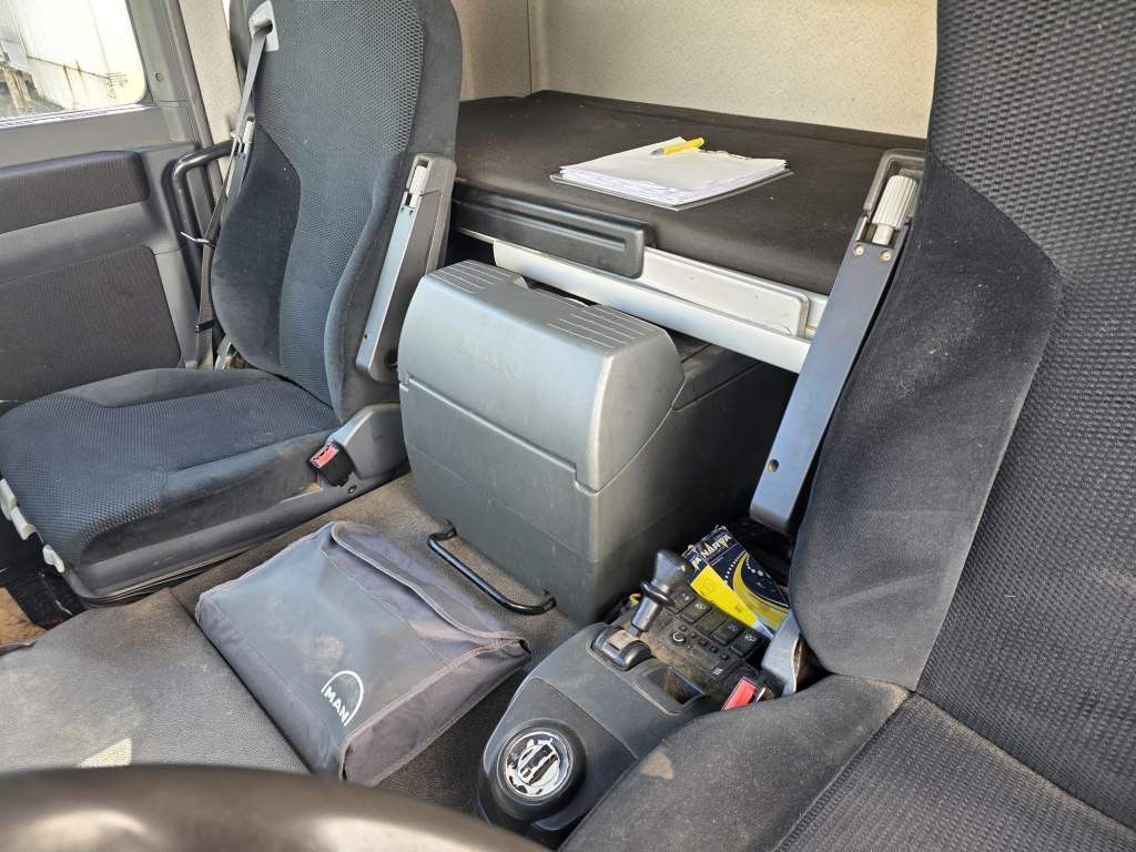 Fahrzeugabbildung MAN 15.290 BDF, 2 x Bett, Klima, Standheizung