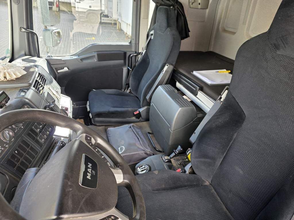 Fahrzeugabbildung MAN 15.290 BDF, 2 x Bett, Klima, Standheizung