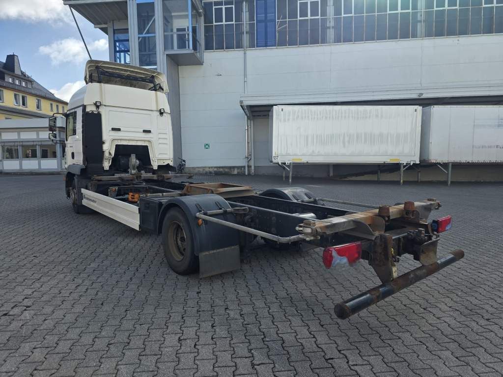 Fahrzeugabbildung MAN 15.290 BDF, 2 x Bett, Klima, Standheizung