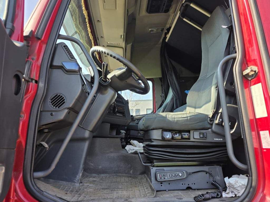 Fahrzeugabbildung Volvo FH 460 Globe Baustoffpritsche mit Kran Palfinger