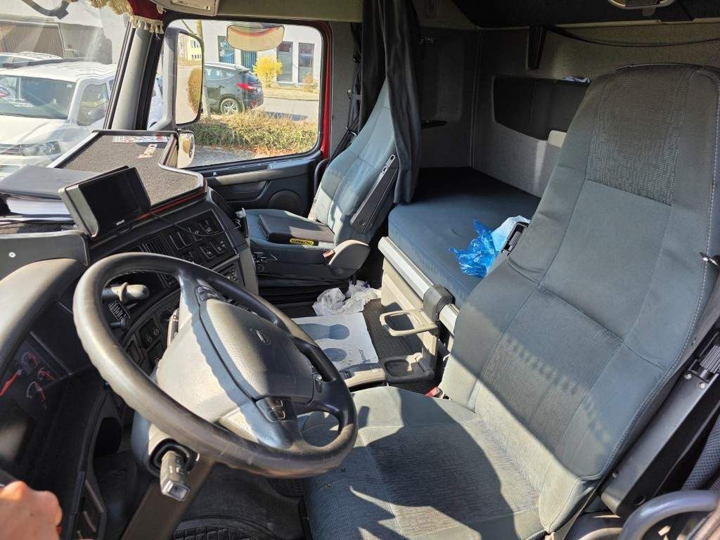 Fahrzeugabbildung Volvo FH 460 Globe Baustoffpritsche mit Kran Palfinger