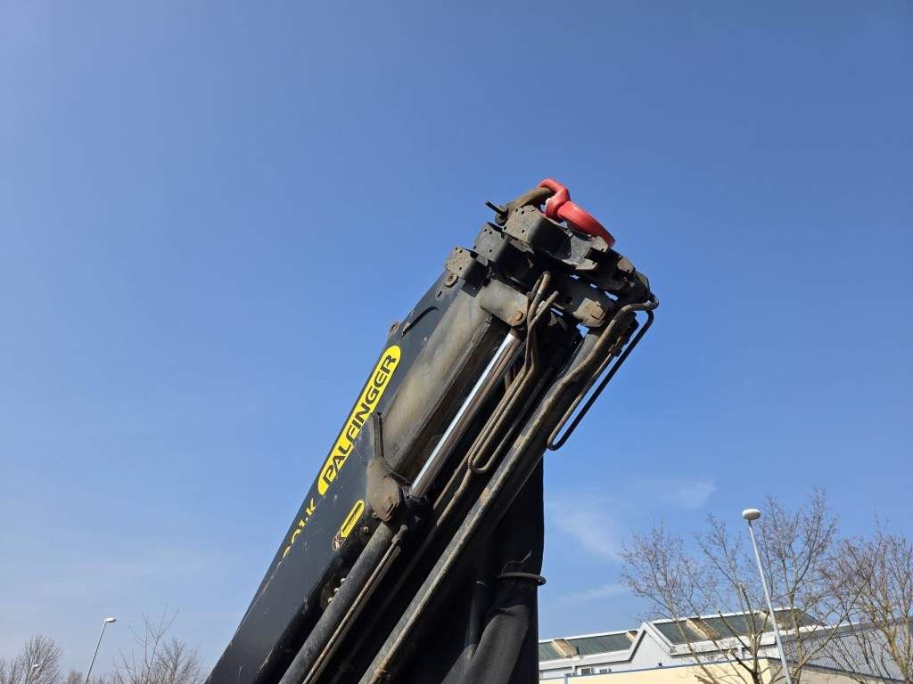 Fahrzeugabbildung Volvo FH 460 Globe Baustoffpritsche mit Kran Palfinger