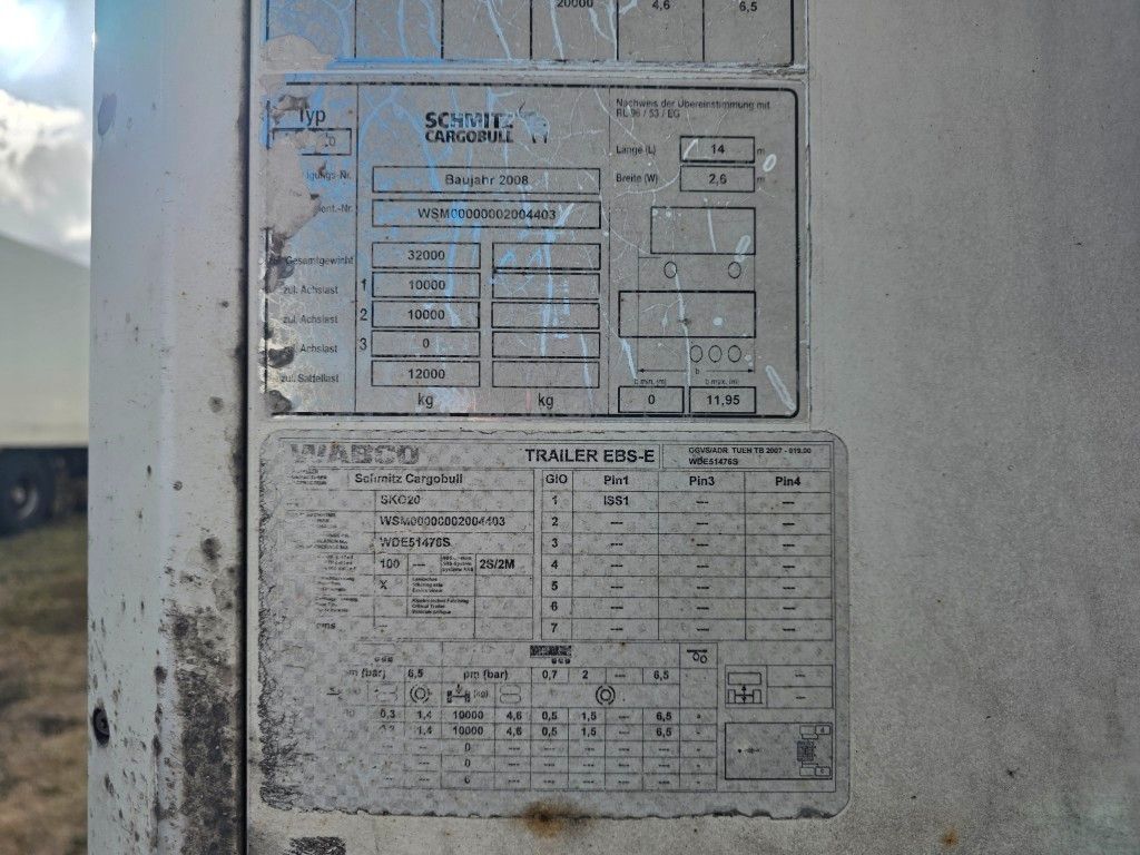 Fahrzeugabbildung Schmitz Cargobull City Tiefkühler, 2. Achs drehbar, 3 to Ladebordw