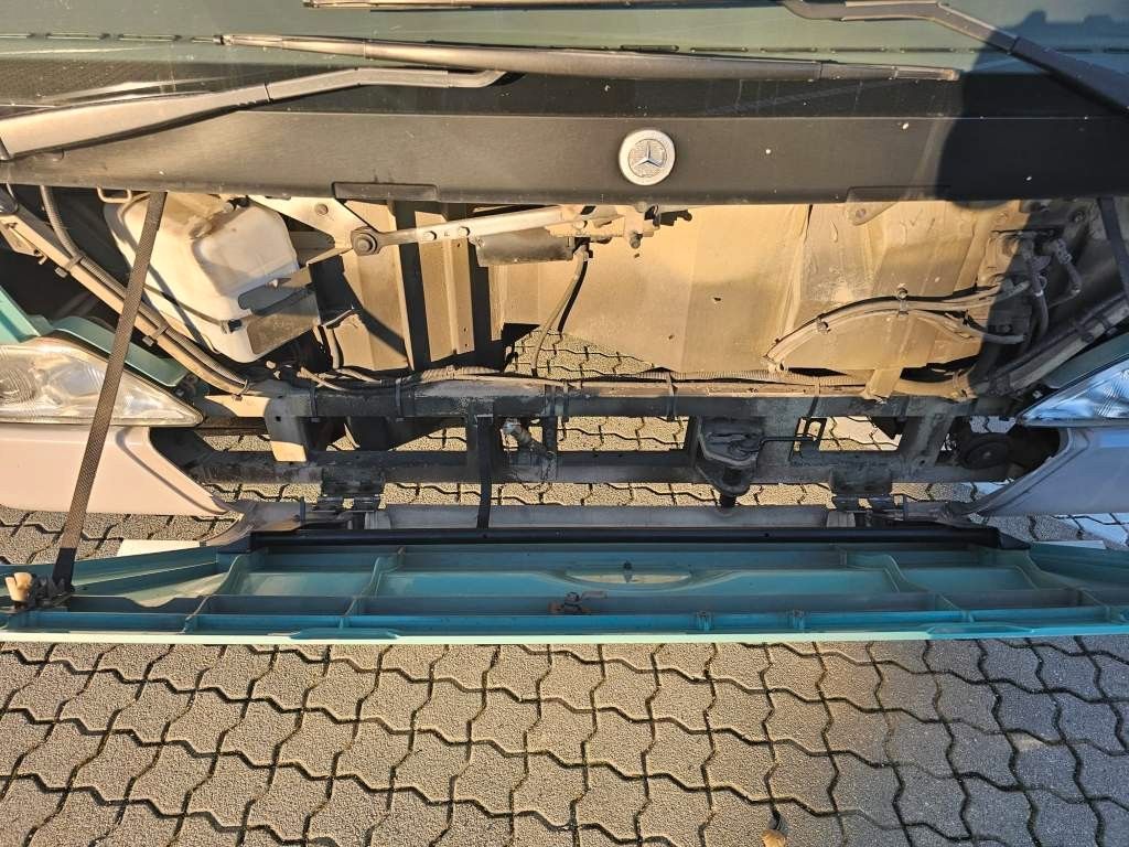 Fahrzeugabbildung Mercedes-Benz O530 Gelenbus, Retarder, Vollklima, 354 PS, EEV