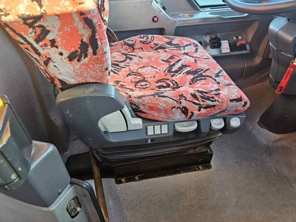 Fahrzeugabbildung Mercedes-Benz O530 Gelenbus, Retarder, Vollklima, 354 PS, EEV