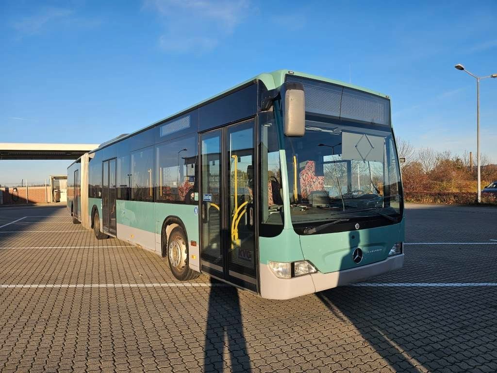 Fahrzeugabbildung Mercedes-Benz O530 Gelenbus, Retarder, Vollklima, 354 PS, EEV