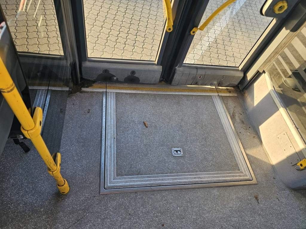 Fahrzeugabbildung Mercedes-Benz O530 Gelenbus, Retarder, Vollklima, 354 PS, EEV