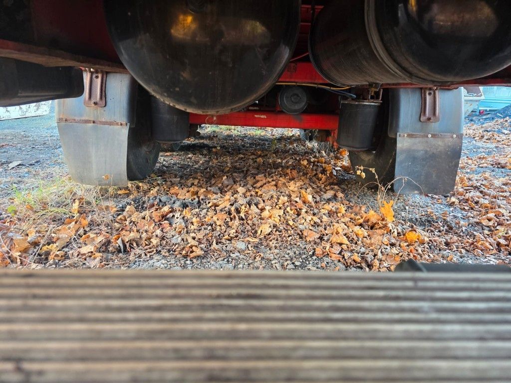 Fahrzeugabbildung Renders Bordwandsattel, Lift, 4 x Steckdose für Verbreit