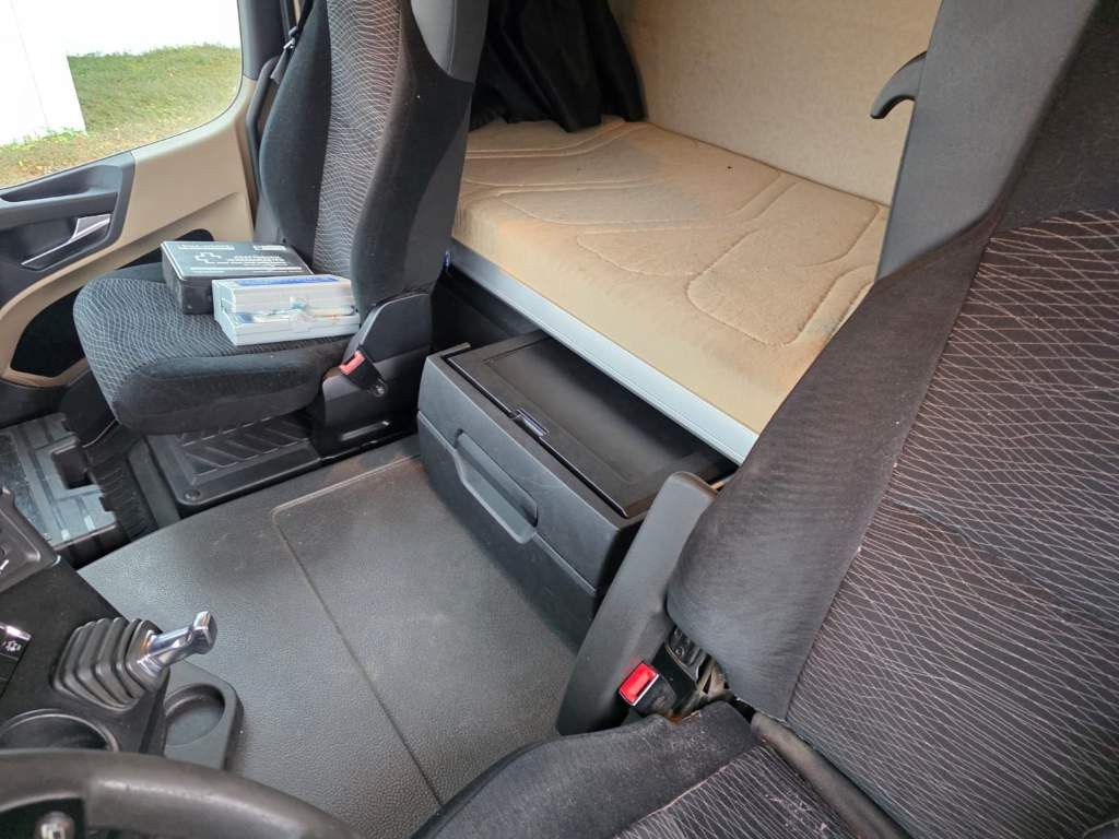 Fahrzeugabbildung Mercedes-Benz 2545 BDF, Multiwechsler,neue Injektoren+ Ölpumpe