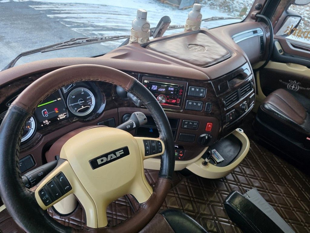 Fahrzeugabbildung DAF XF 530 SSC LL ZF Intarder, Leder, Standklima