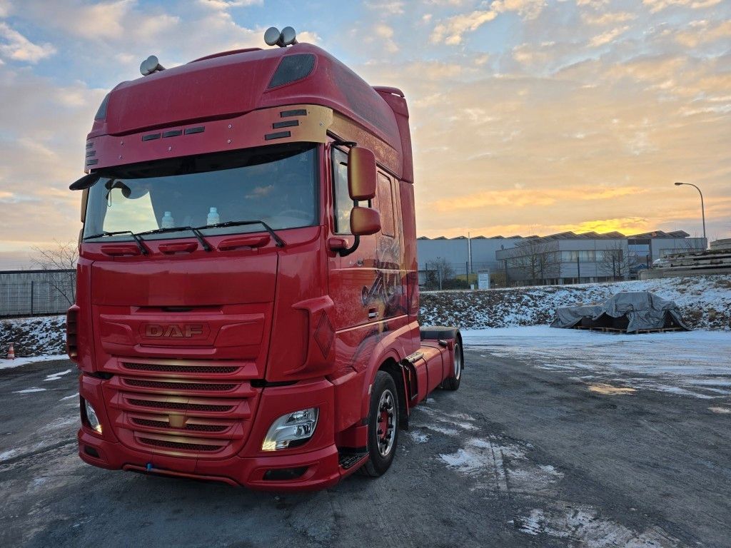 Fahrzeugabbildung DAF XF 530 SSC LL ZF Intarder, Leder, Standklima