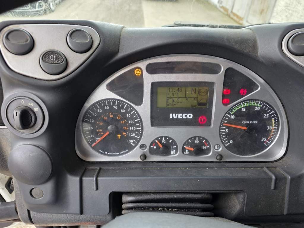 Fahrzeugabbildung Iveco 120E25 Pritsche&Plane,Ladebordwand 1,5 To