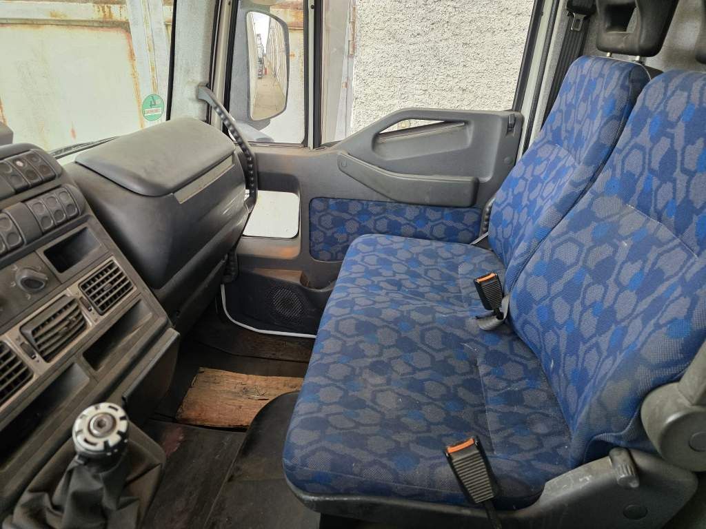 Fahrzeugabbildung Iveco 120E25 Pritsche&Plane,Ladebordwand 1,5 To