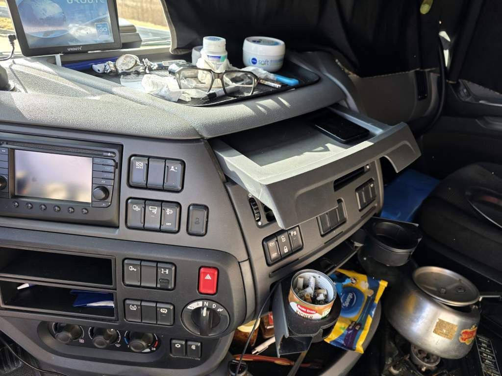 Fahrzeugabbildung DAF XF 460 SSC, Retrader, Standklima, Euro 6