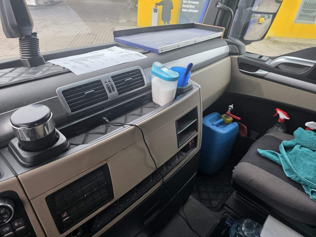 Fahrzeugabbildung MAN 18.460 TGX Standard, Euro, viel neu, Klima