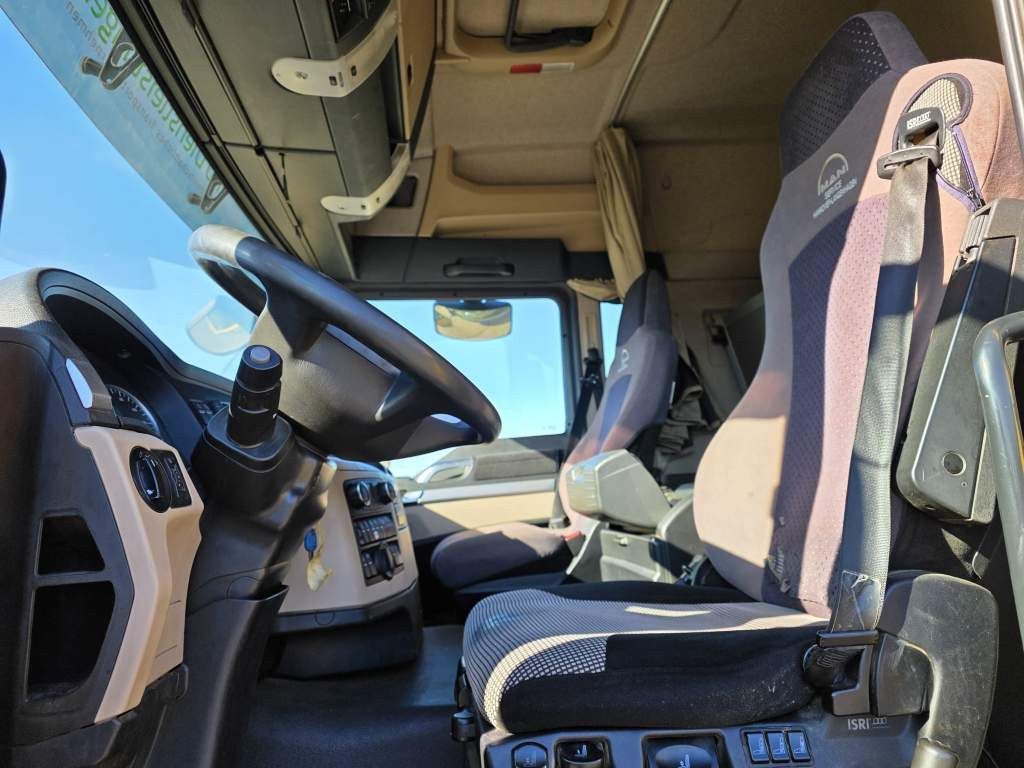 Fahrzeugabbildung MAN 18.460 TGS 4x4 Hydrodrive, Klima Automat